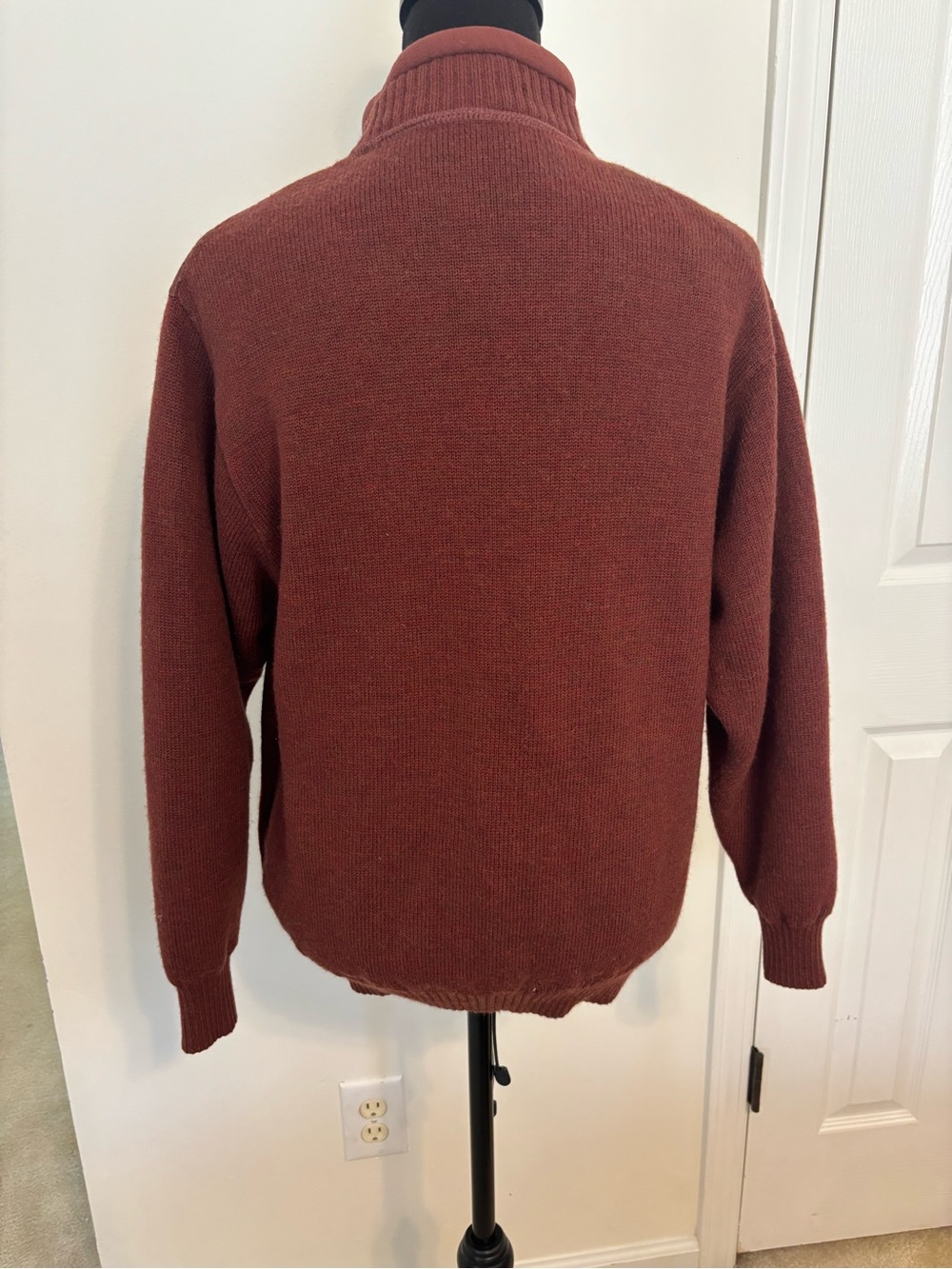 Orvis Zip-Up Sweater Jacket - Rust - Picture 2 of 3
